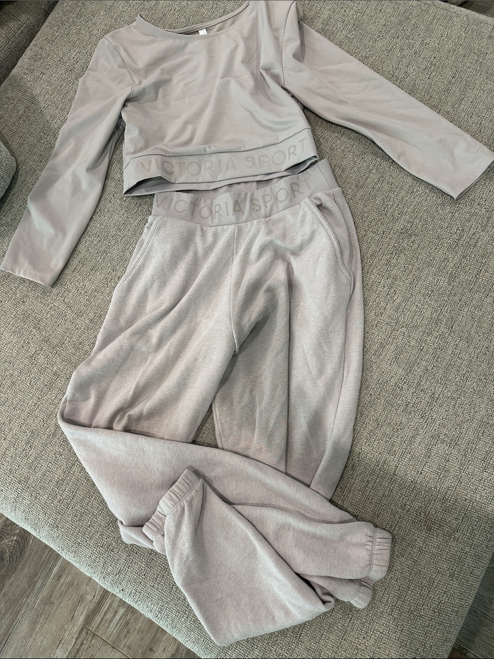 Victoria Sport Light Lavender Workout Top